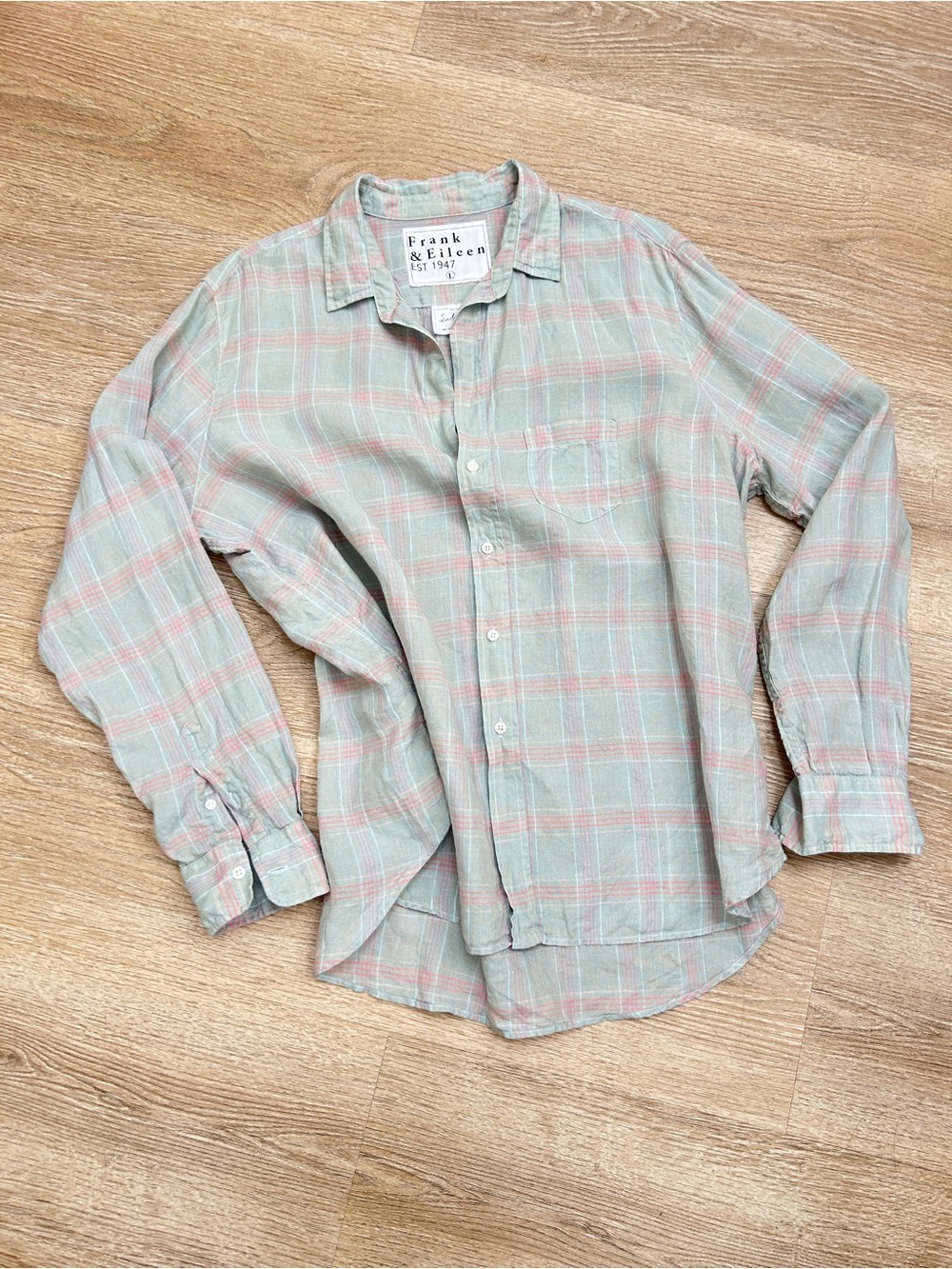Frank & Eileen Italian Linen Plaid Button-Down Shirt